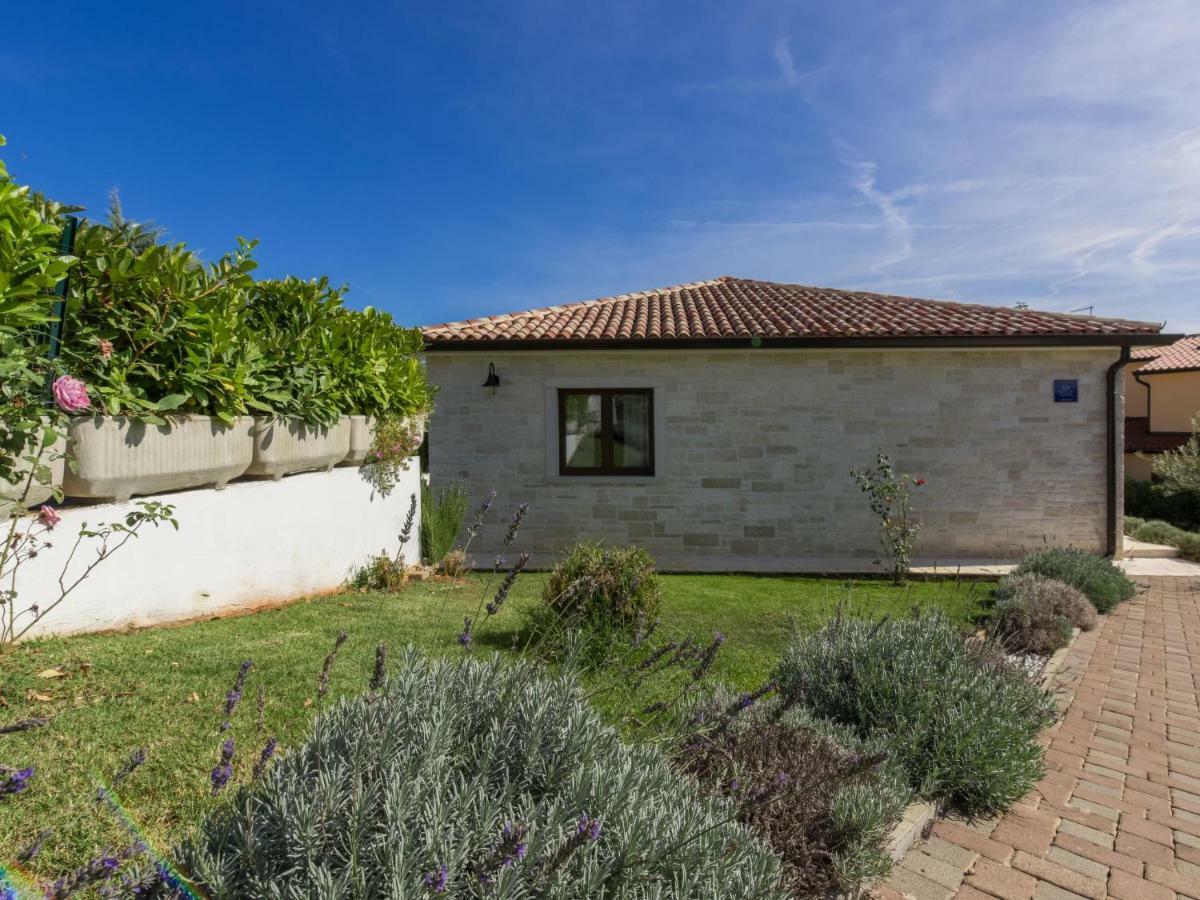 Holiday Home Villa Joy Novigrad Istria Esterno foto
