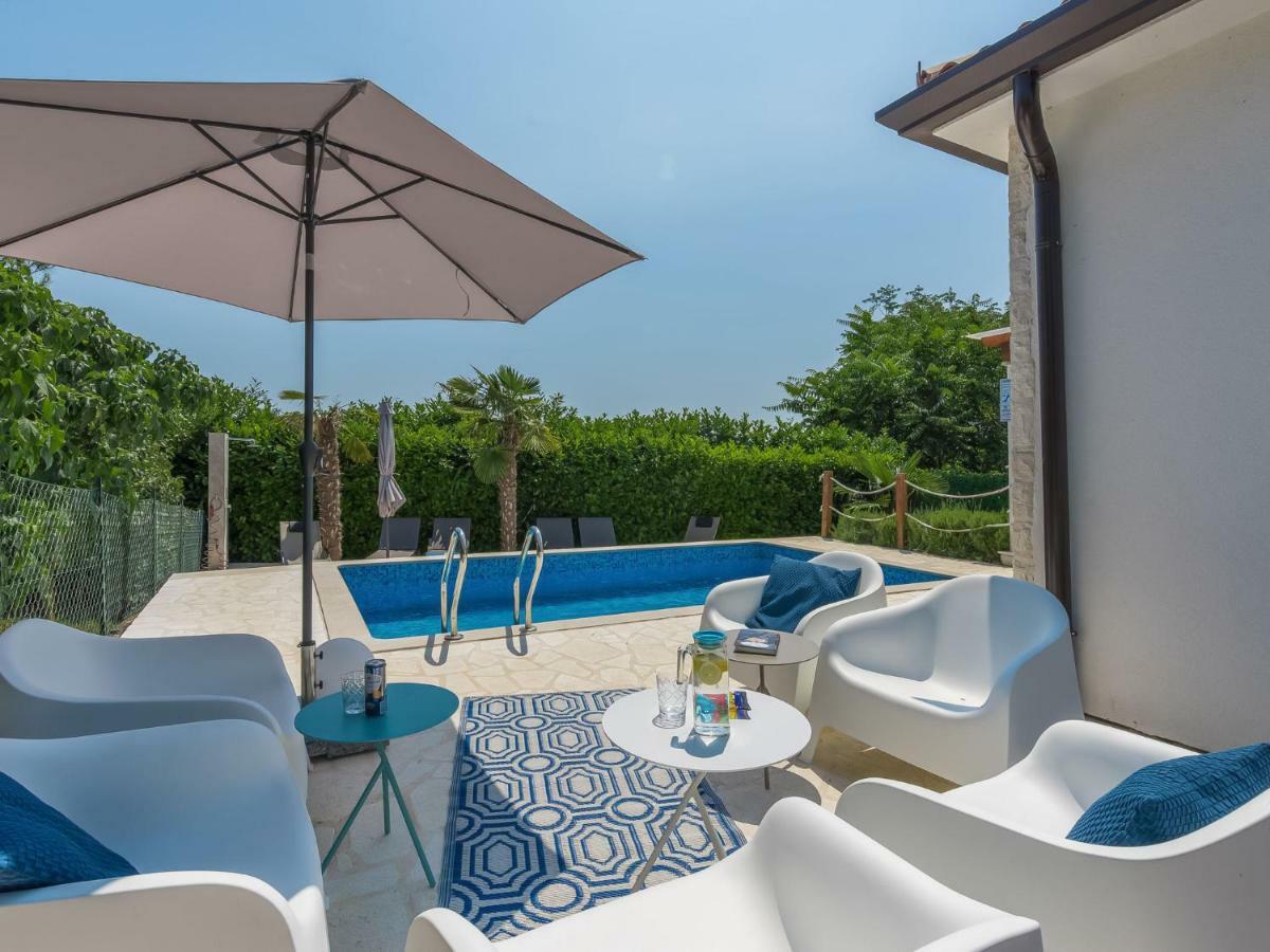 Holiday Home Villa Joy Novigrad Istria Esterno foto