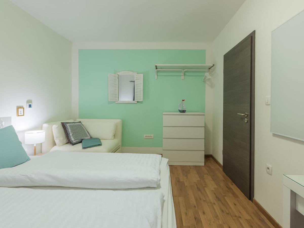 Holiday Home Villa Joy Novigrad Istria Esterno foto